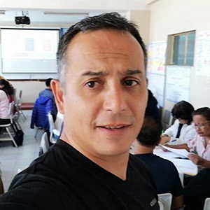 Luis Alberto Flores marketing innovación incubadora de startups wichay